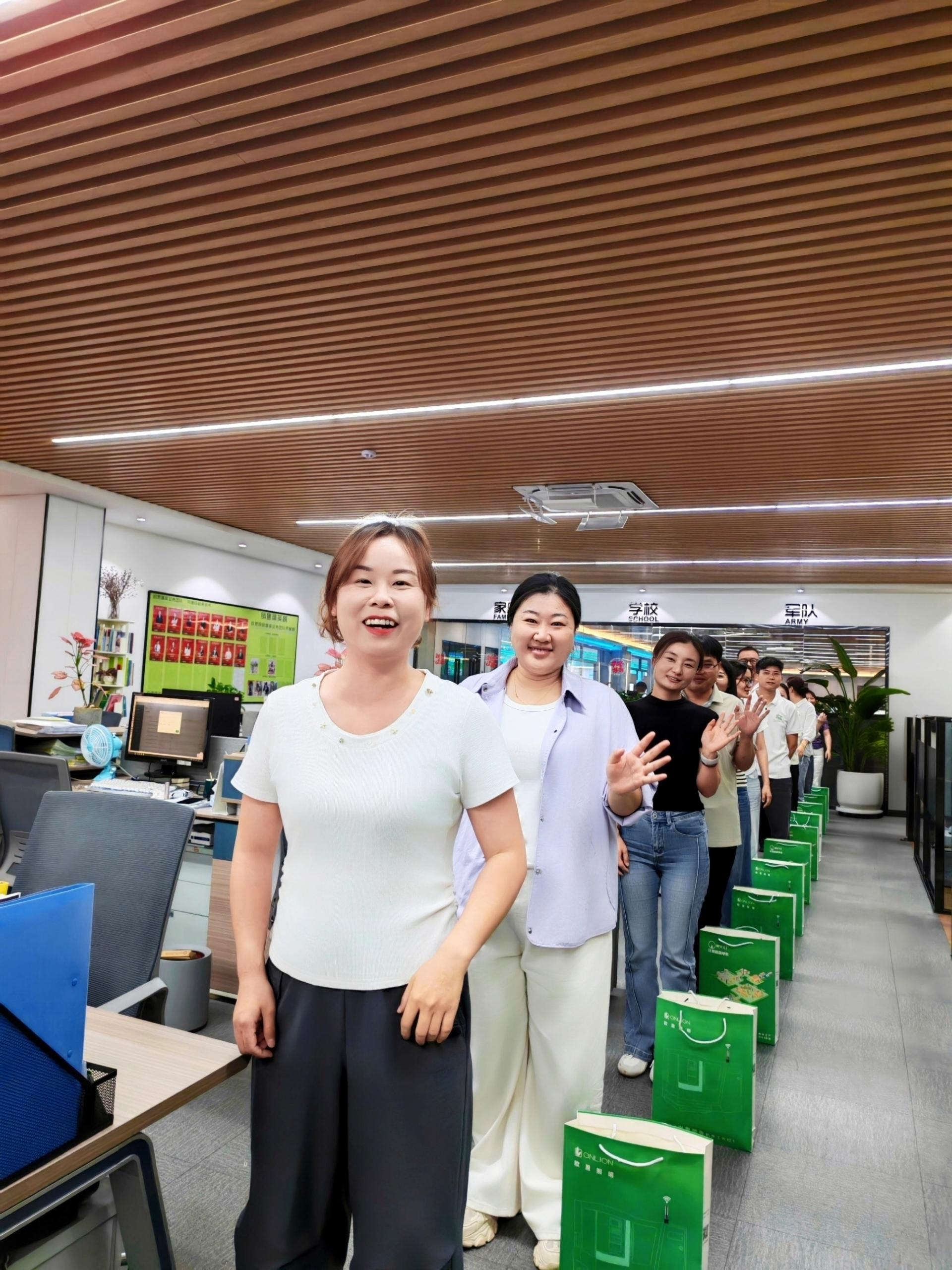 00db4295d3fa17b0ab0de0b1585f0a75_origin(1).jpg 00db4295d3fa17b0ab0de0b1585f0a75_origin(1).jpg